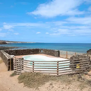 https://playa-marina-eco-beach-and-pool-bungalow-mala-view.in-canary-islands.com